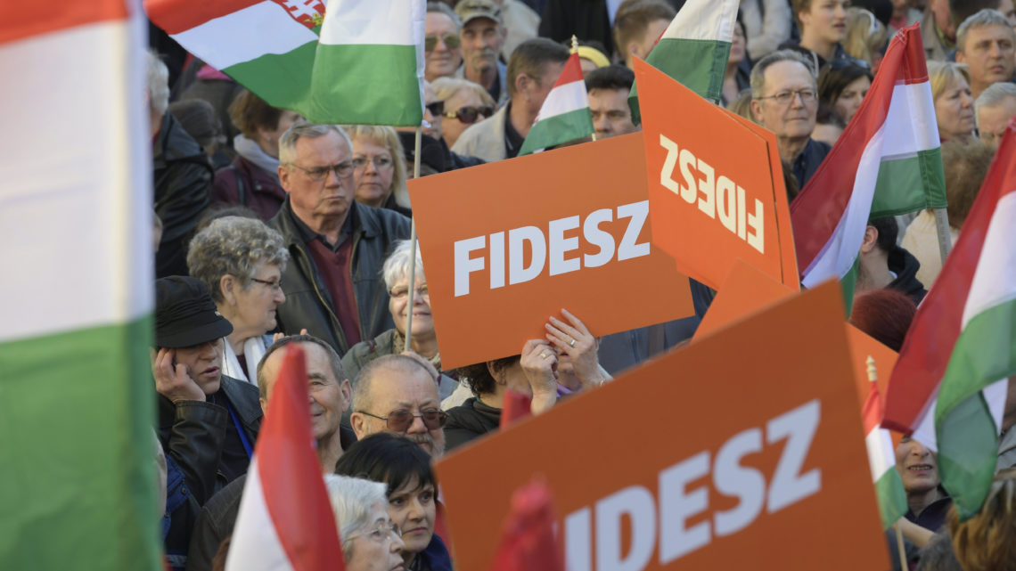 A FIDESZ ÁLL NYERÉSRE 2021 VÉGÉN